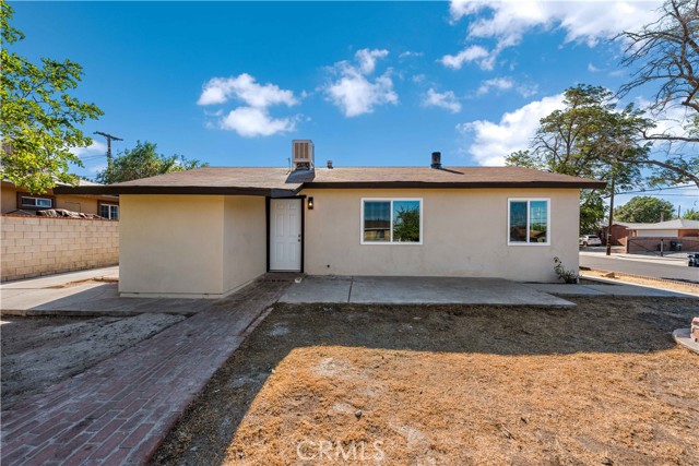 Detail Gallery Image 3 of 29 For 38557 31st St, Palmdale,  CA 93550 - 3 Beds | 1 Baths