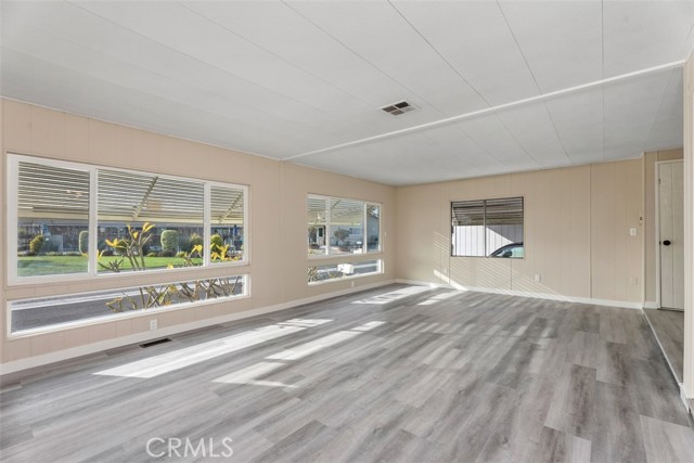 Detail Gallery Image 7 of 29 For 15621 Beach Bld #103,  Westminster,  CA 92683 - 2 Beds | 2 Baths