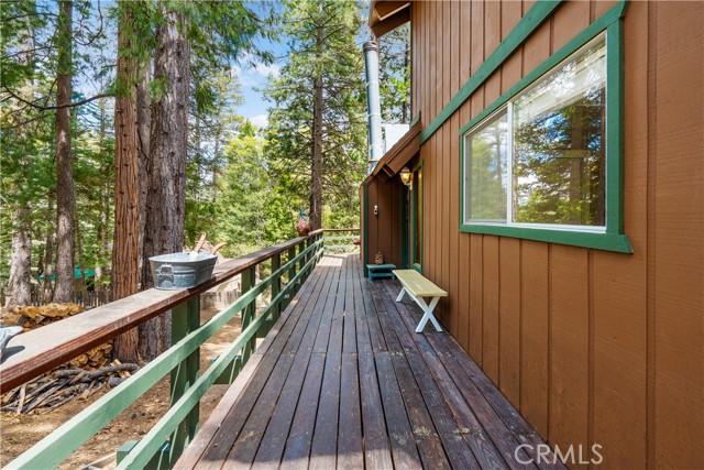 Detail Gallery Image 30 of 36 For 26522 Thunderbird Dr, Lake Arrowhead,  CA 92352 - 3 Beds | 2/1 Baths