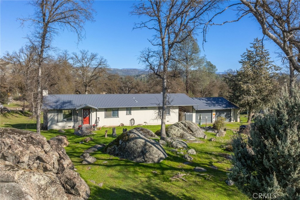 4262 Old Highway
