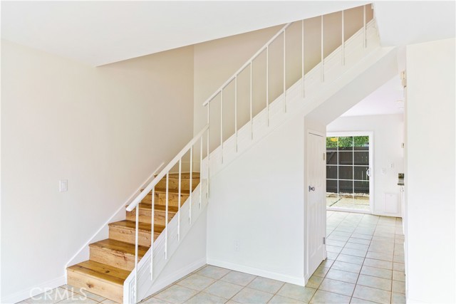 6216 Tapia Drive, Malibu CA: https://media.crmls.org/medias/499064fe-ff46-435d-9c3b-e3f7287d612b.jpg