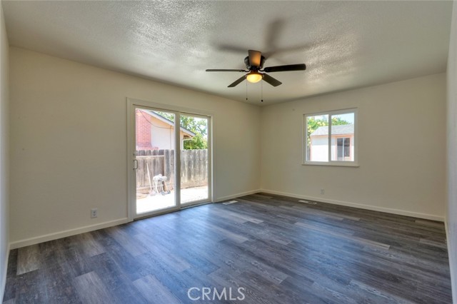 Detail Gallery Image 13 of 46 For 1101 Kensington Dr, Merced,  CA 95340 - 4 Beds | 2 Baths
