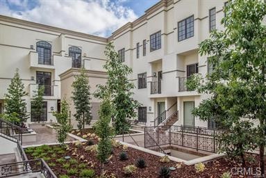 Detail Gallery Image 7 of 13 For 288 S Oakland Ave #214,  Pasadena,  CA 91101 - 1 Beds | 2 Baths