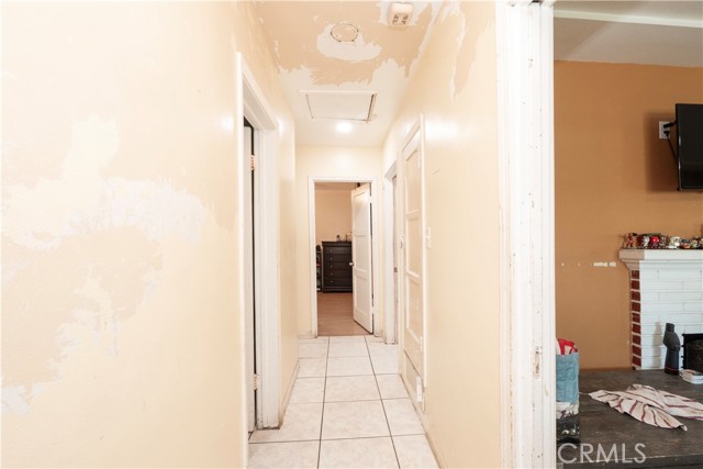 Detail Gallery Image 27 of 34 For 2422 N Forest, Santa Ana,  CA 92706 - 4 Beds | 1 Baths