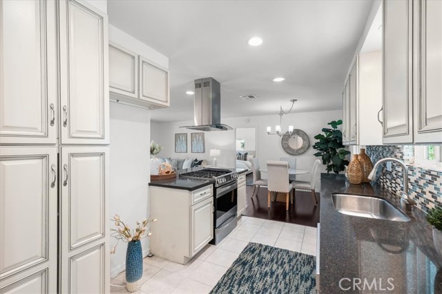 Detail Gallery Image 12 of 25 For 18601 Newland #97,  Huntington Beach,  CA 92646 - 3 Beds | 2 Baths