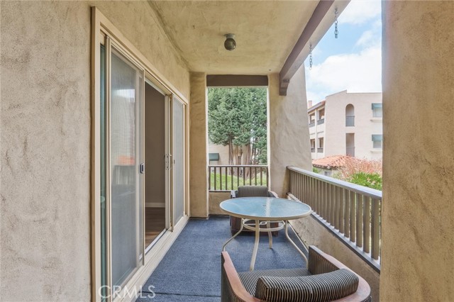 Detail Gallery Image 14 of 29 For 2522 Clairemont Dr #203,  San Diego,  CA 92117 - 2 Beds | 2 Baths