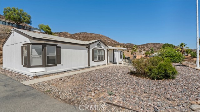 34860 De Los Court, Wildomar CA: https://media.crmls.org/medias/4993b7d4-93ee-46a4-a542-6d865875f953.jpg