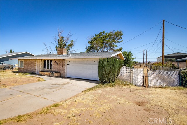 21798 Standing Rock Ave, Apple Valley, CA 92307 photo 4