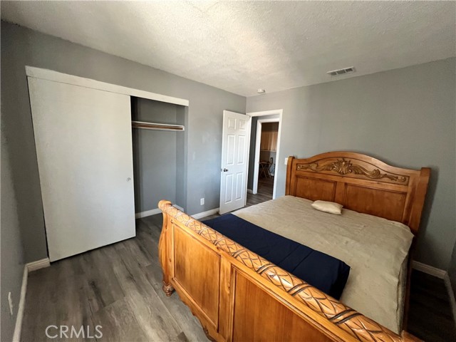 Detail Gallery Image 9 of 14 For 21107 73rd St, California City,  CA 93505 - 3 Beds | 2 Baths