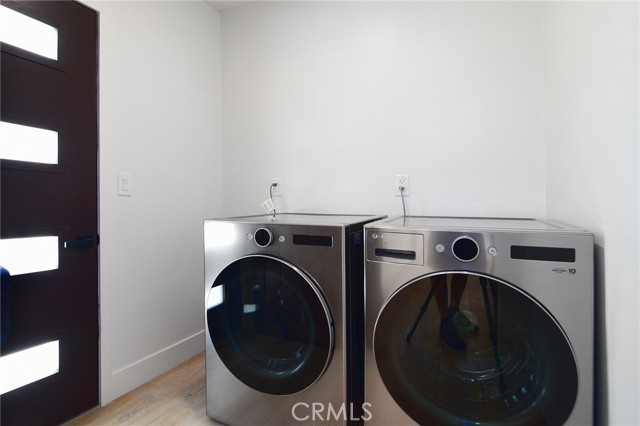 Detail Gallery Image 20 of 65 For 22284 Avenue San Luis, Woodland Hills,  CA 91364 - 6 Beds | 5/1 Baths