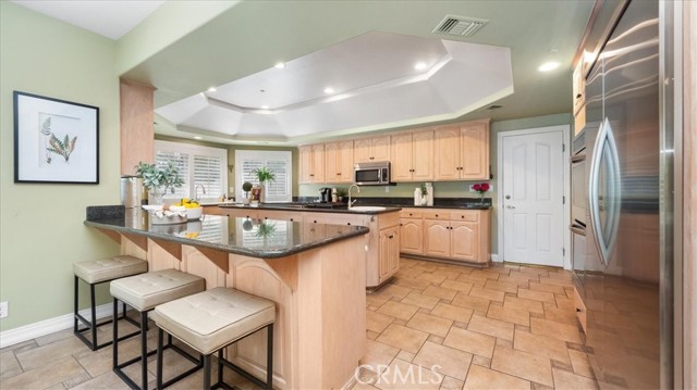 844 Deep Springs Drive, Claremont CA: https://media.crmls.org/medias/4995eb2c-c442-43c4-aa01-e87fd98b40d6.jpg