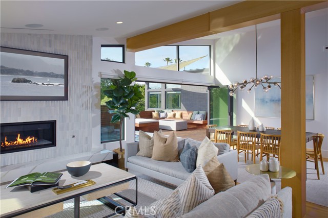 Detail Gallery Image 5 of 47 For 333 Milford Dr, Corona Del Mar,  CA 92625 - 4 Beds | 4/1 Baths