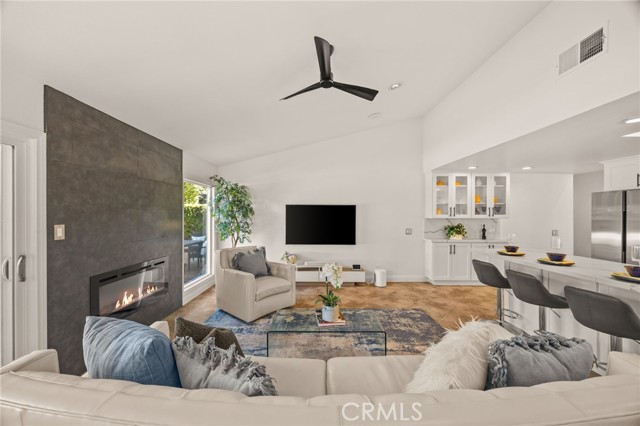 Detail Gallery Image 22 of 43 For 9 Sheridan, Irvine,  CA 92620 - 4 Beds | 2 Baths