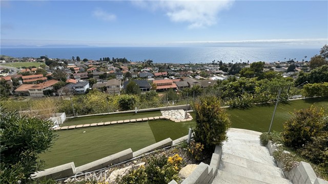 Detail Gallery Image 27 of 28 For 7229 Crest Rd, Rancho Palos Verdes,  CA 90275 - 3 Beds | 3 Baths