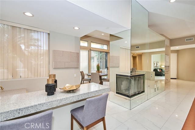 44980 Olympic Court, Indian Wells CA: https://media.crmls.org/medias/49986e61-347c-4d3b-8e3d-73175088a3c3.jpg