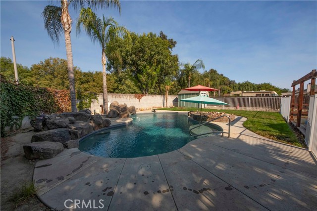 Detail Gallery Image 33 of 35 For 2309 N Linda Vista St, Visalia,  CA 93291 - 4 Beds | 2 Baths