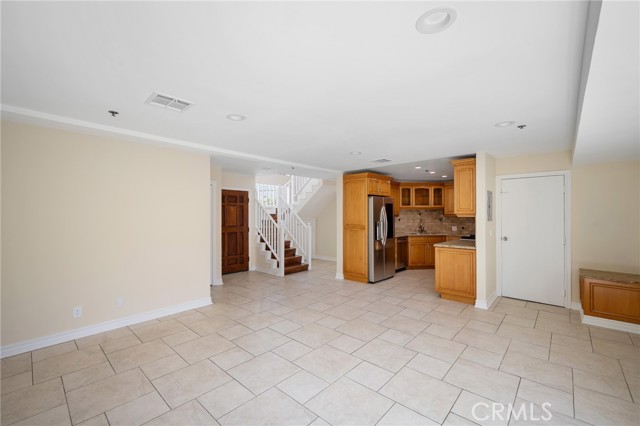 Detail Gallery Image 12 of 35 For 1165 Linden Ave a,  Glendale,  CA 91201 - 3 Beds | 3/1 Baths
