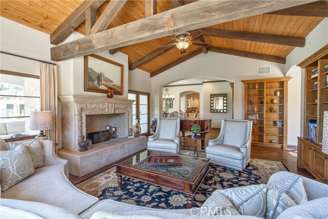 Detail Gallery Image 12 of 75 For 31280 Pescado, Temecula,  CA 92592 - 7 Beds | 7/1 Baths