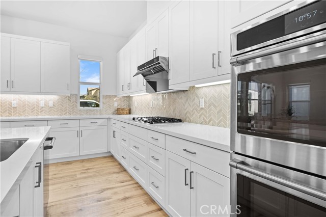 Detail Gallery Image 9 of 60 For 102 Yugen, Irvine,  CA 92618 - 4 Beds | 3/1 Baths