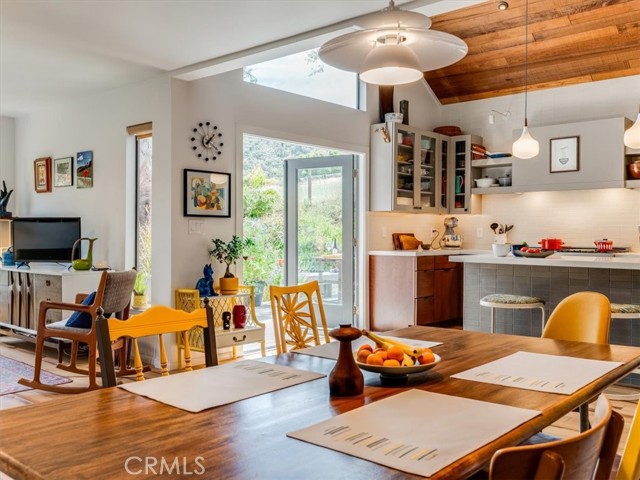 1750 La Luna Court, San Luis Obispo CA: https://media.crmls.org/medias/499a1da8-4add-4da5-b49b-d496cc094254.jpg