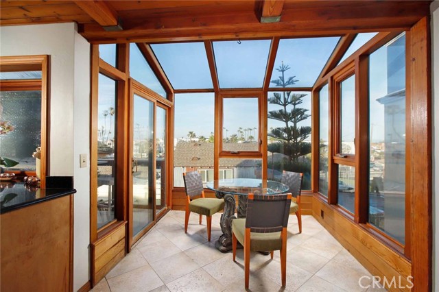 Detail Gallery Image 17 of 35 For 6 B Surfside, Surfside,  CA 90743 - 4 Beds | 3/1 Baths