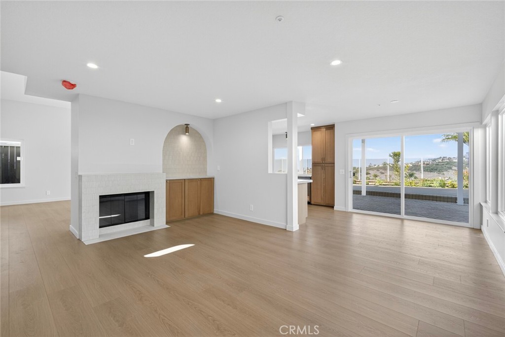 MLS #OC25245288 image #11