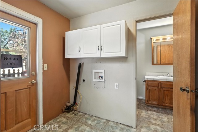 5783 Chowchilla Mountain Road, Mariposa CA: https://media.crmls.org/medias/499c31f9-738e-4bb5-bf20-df749269f451.jpg