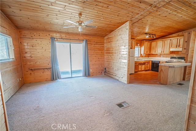 Detail Gallery Image 15 of 29 For 6505 Lowry, Frazier Park,  CA 93225 - 2 Beds | 2 Baths