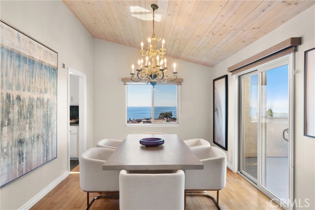 19 Coraltree Lane, Rolling Hills Estates CA: https://media.crmls.org/medias/499cb489-36d4-4539-b375-87dc9cd898d6.jpg