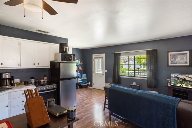 32045 Deseret, Wildomar CA: https://media.crmls.org/medias/499ce536-ae1e-4c20-a2d6-b2c796a9556d.jpg