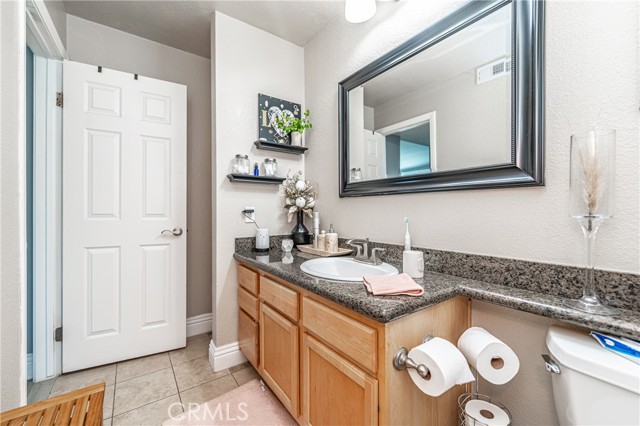 Detail Gallery Image 15 of 32 For 2400 San Gabriel Way #302,  Corona,  CA 92882 - 1 Beds | 1 Baths