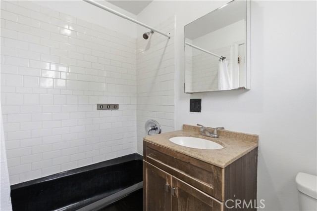 Detail Gallery Image 40 of 43 For 12232 Truesdale, Sun Valley,  CA 91352 - 5 Beds | 4 Baths