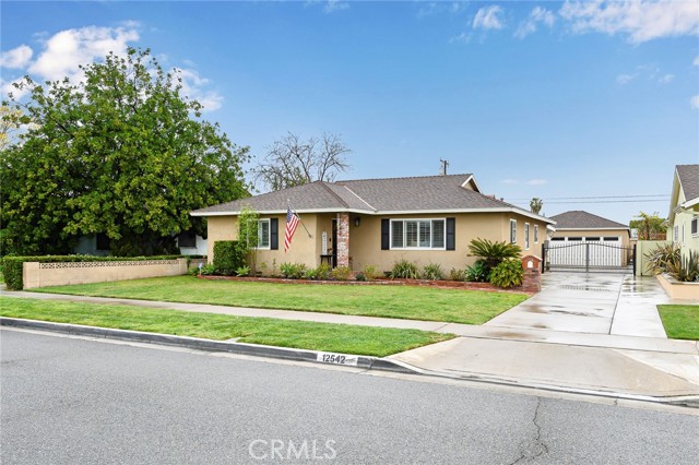 12542 Woodland Ln, Garden Grove, CA 92840