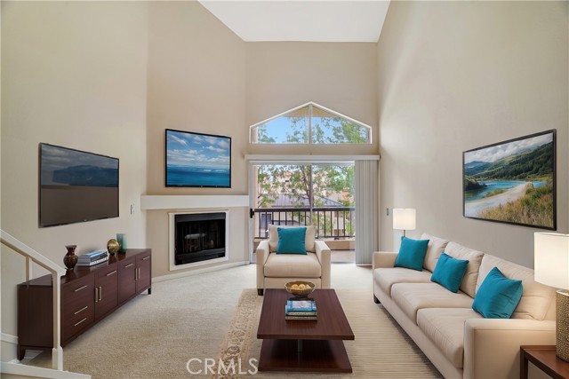 5510 Owensmouth Avenue, Woodland Hills CA: https://media.crmls.org/medias/499da5c3-6c50-4977-8270-05c6856e9383.jpg