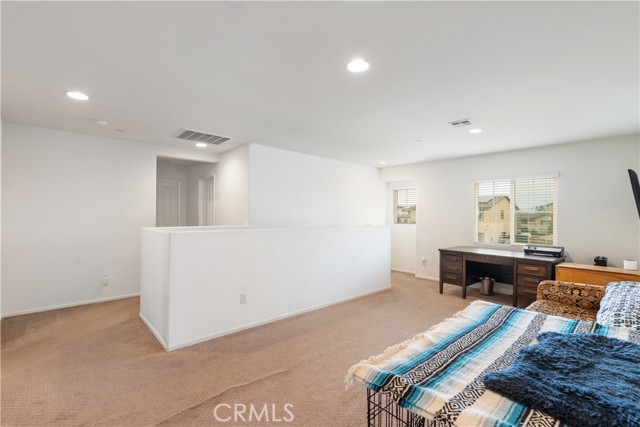 28833 Barn Swallow Way, Murrieta CA: https://media.crmls.org/medias/499de342-2cff-405c-80a2-63512015627b.jpg
