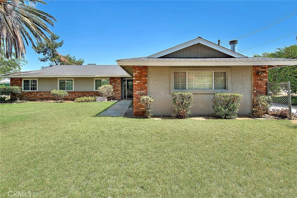 18460 Hibiscus Avenue