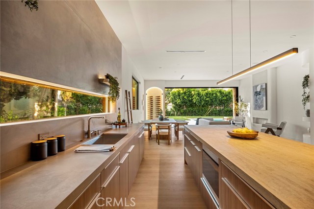 17827 Miranda Street, Encino CA: https://media.crmls.org/medias/499e3683-34db-4bdc-a4bd-ea258fadba95.jpg
