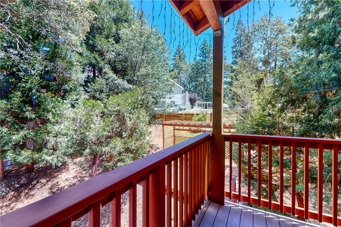 Detail Gallery Image 8 of 8 For 319 Triangle Nook Rd, Cedarpines Park,  CA 92322 - 3 Beds | 2/1 Baths