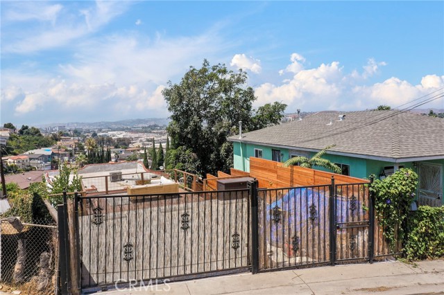 Detail Gallery Image 34 of 37 For 1336 Helen Dr, City Terrace,  CA 90063 - 2 Beds | 2 Baths