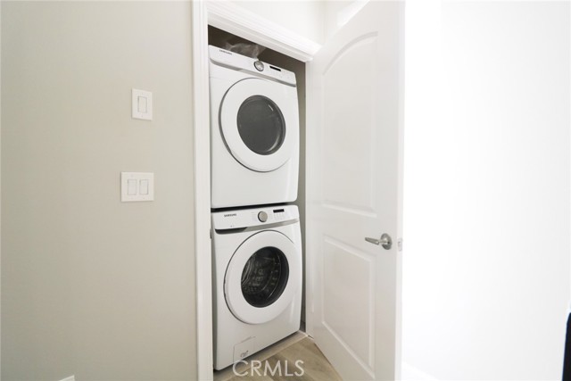 Detail Gallery Image 5 of 27 For 6926 N Morella Ave #3,  North Hollywood,  CA 91605 - 4 Beds | 4/1 Baths