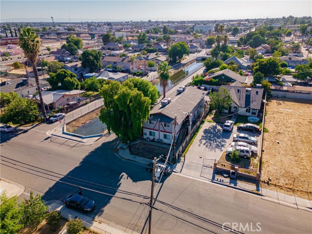 Detail Gallery Image 5 of 19 For 1102 Gage St, Bakersfield,  CA 93305 - – Beds | – Baths
