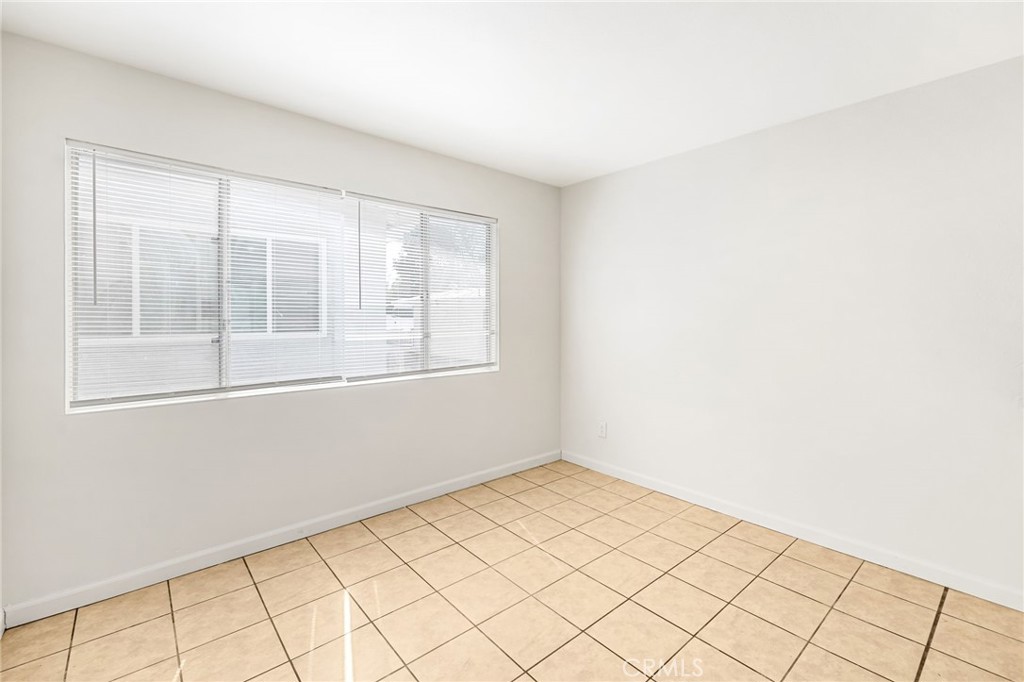 MLS #IV25253620 image #20