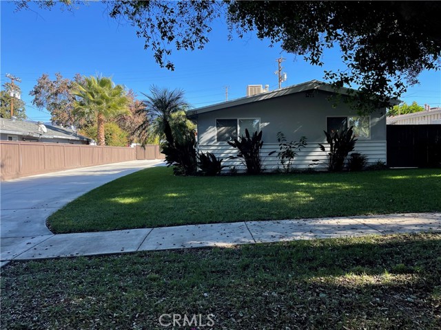 Detail Gallery Image 1 of 8 For 323 La Paloma St, Redlands,  CA 92373 - 2 Beds | 1 Baths