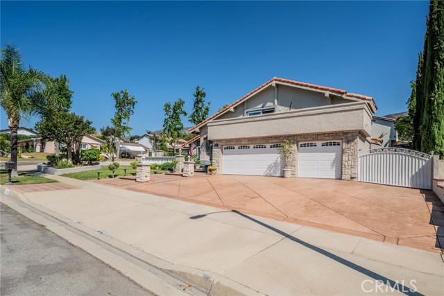 Detail Gallery Image 2 of 32 For 937 Emerson St, Upland,  CA 91784 - 4 Beds | 3 Baths
