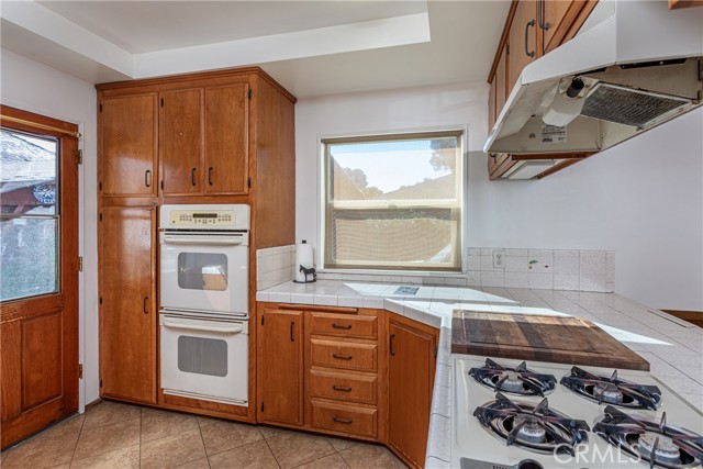 Detail Gallery Image 13 of 47 For 9730 Stonehurst Ave, Sun Valley,  CA 91352 - 3 Beds | 2 Baths