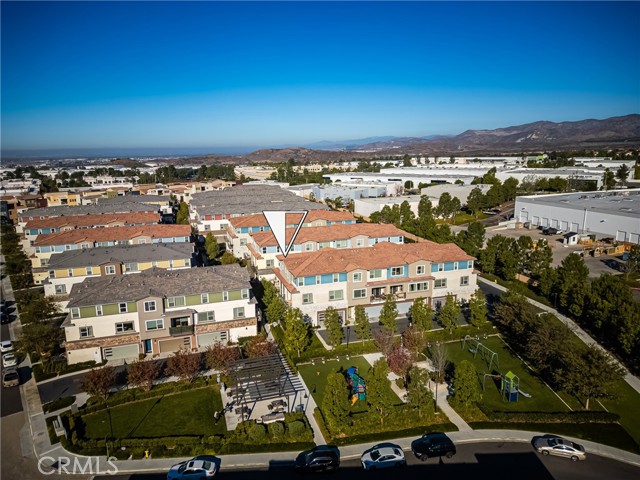 Detail Gallery Image 2 of 43 For 305 Carmona, Lake Forest,  CA 92630 - 3 Beds | 3/1 Baths