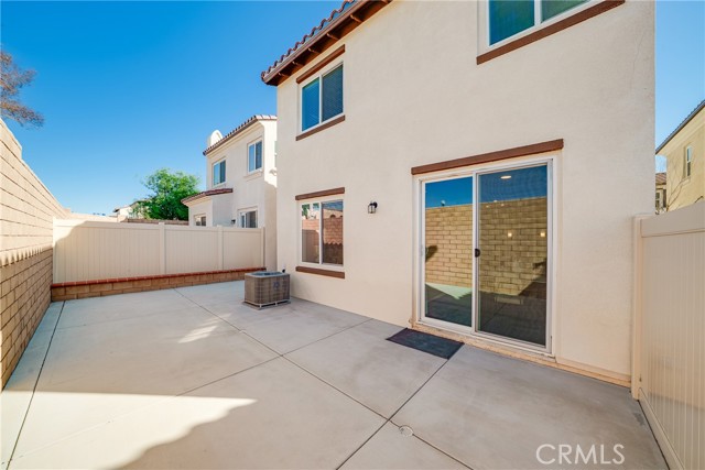 Detail Gallery Image 7 of 38 For 208 Bonita Ln, Rialto,  CA 92376 - 3 Beds | 2/1 Baths