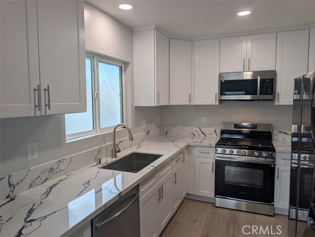 Detail Gallery Image 7 of 16 For 1903 Cabrillo #C,  Torrance,  CA 90501 - 2 Beds | 1 Baths