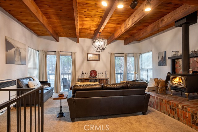 Detail Gallery Image 2 of 27 For 833 E Big Bear Bld, Big Bear City,  CA 92314 - 2 Beds | 1 Baths