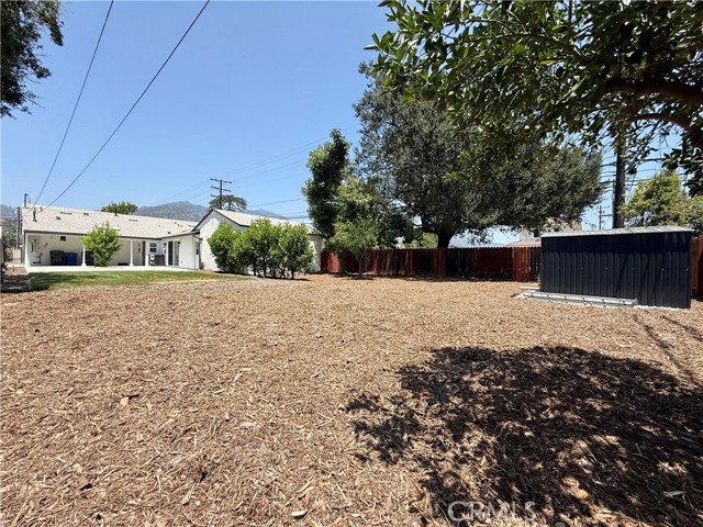 352 E Newman Avenue, Arcadia CA: https://media.crmls.org/medias/49a4f252-f89c-4e30-b7f8-92168a32ca9a.jpg